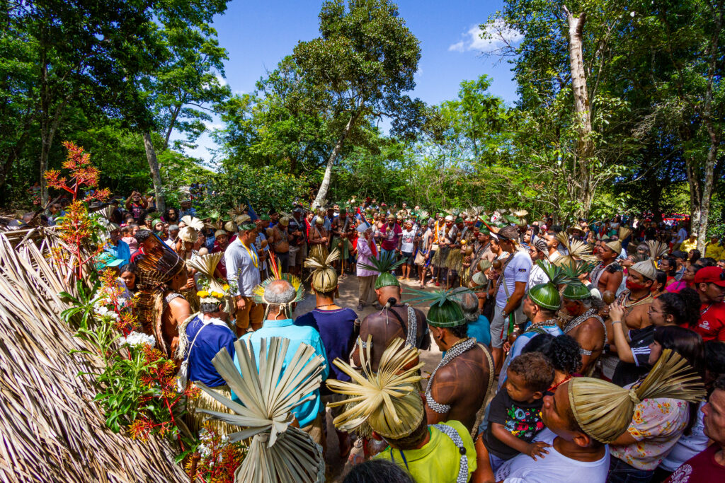 Povo Xukuru reunido para toré de Dia de Reis