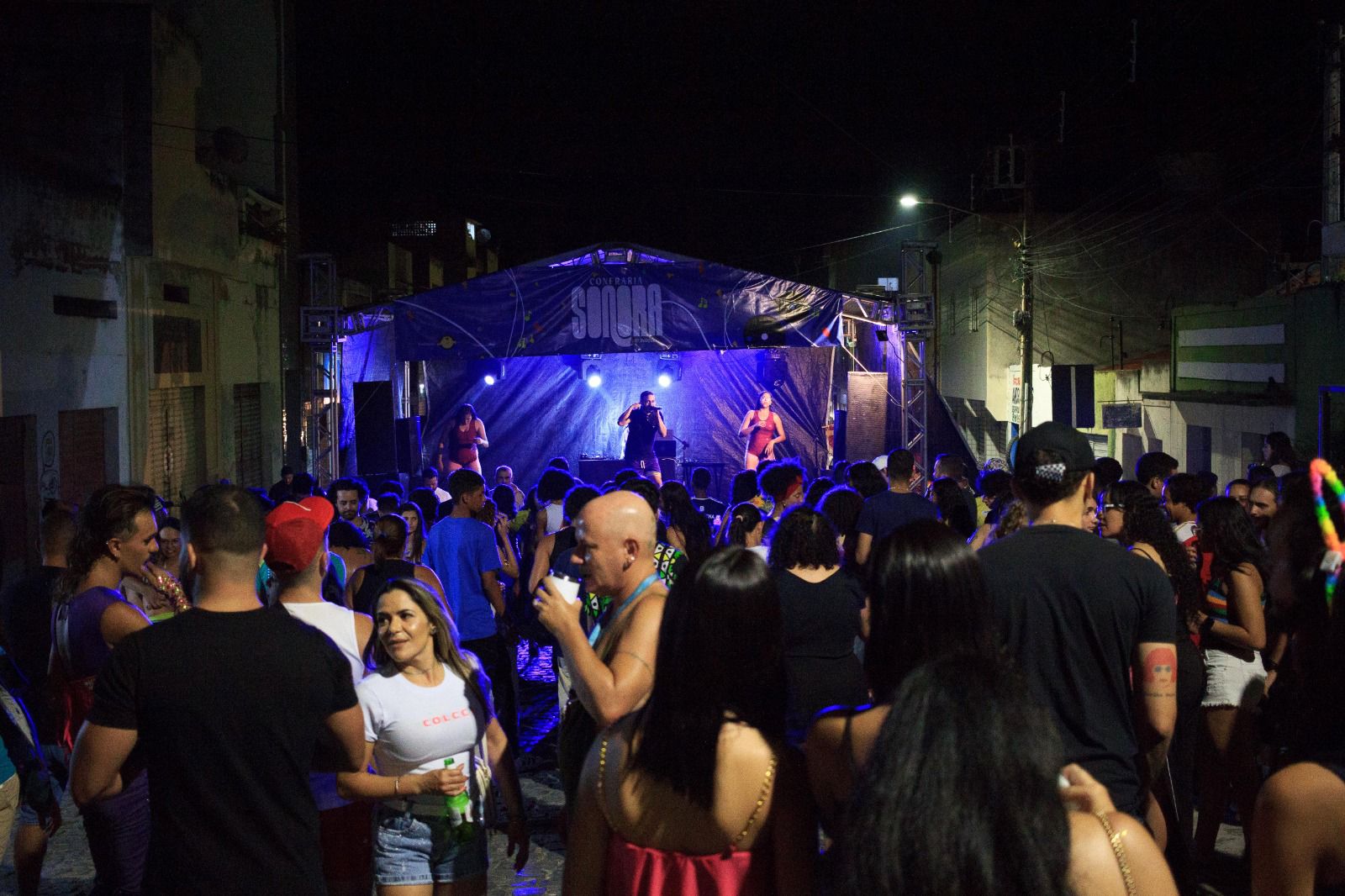 A Confraria promove seleção de artistas agrestinos para quatro apresentações