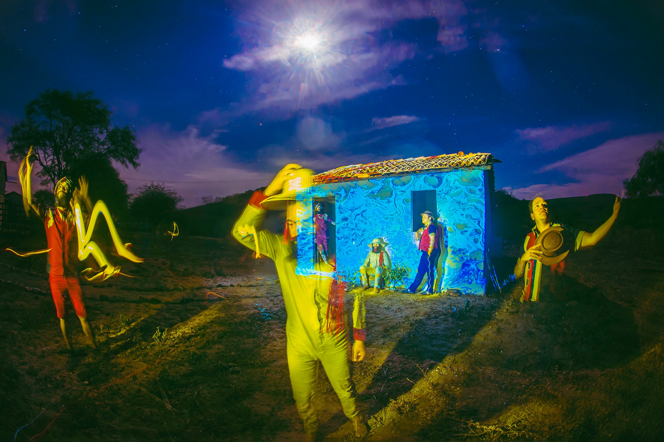 A oficina de Processos Híbridos na Fotografia traz conceitos e práticas da arte em dois dias de estudo